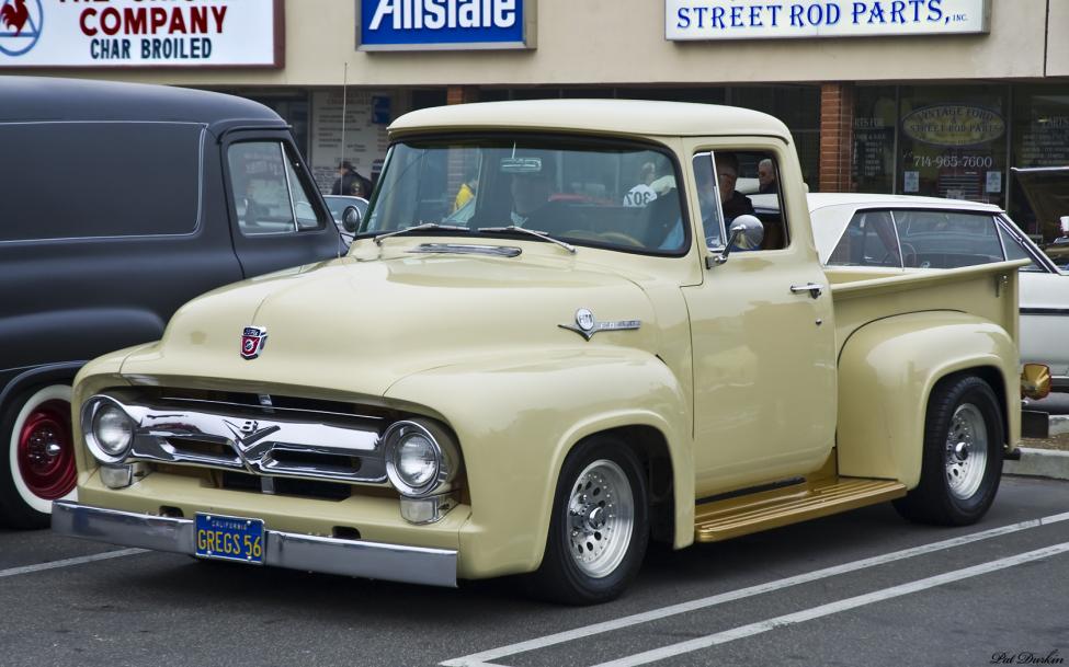 1956_ford_f100_pickup_-_beige_-_fvl.jpg