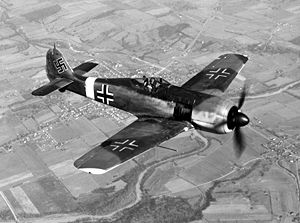 300px-Focke-Wulf_Fw_190_050602-F-1234P-005.jpg