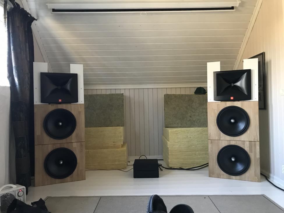 Jbl best sale m2 clone