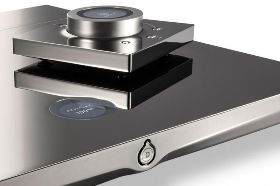 700_devialet_expert_220_pro6.jpg