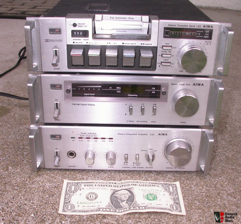 902944-70s-vintage-aiwa-mini-audio-system-a22-r22-l22.jpg