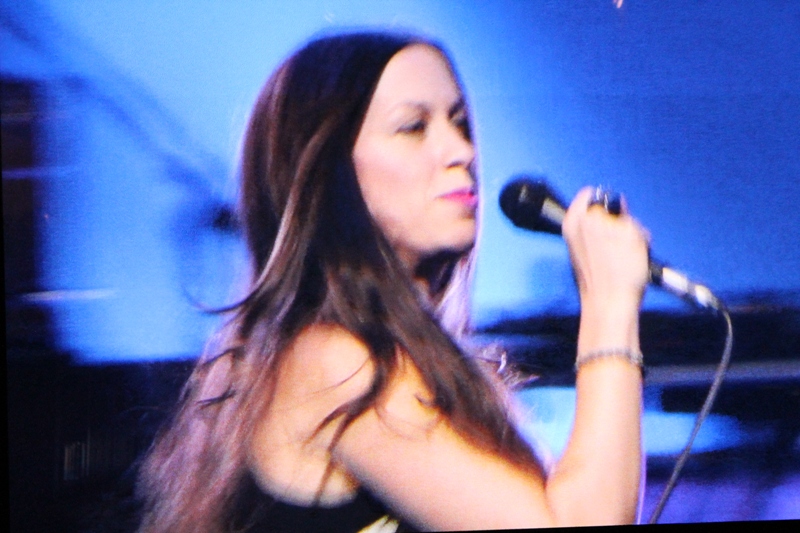 Alanis Morissette (5).JPG