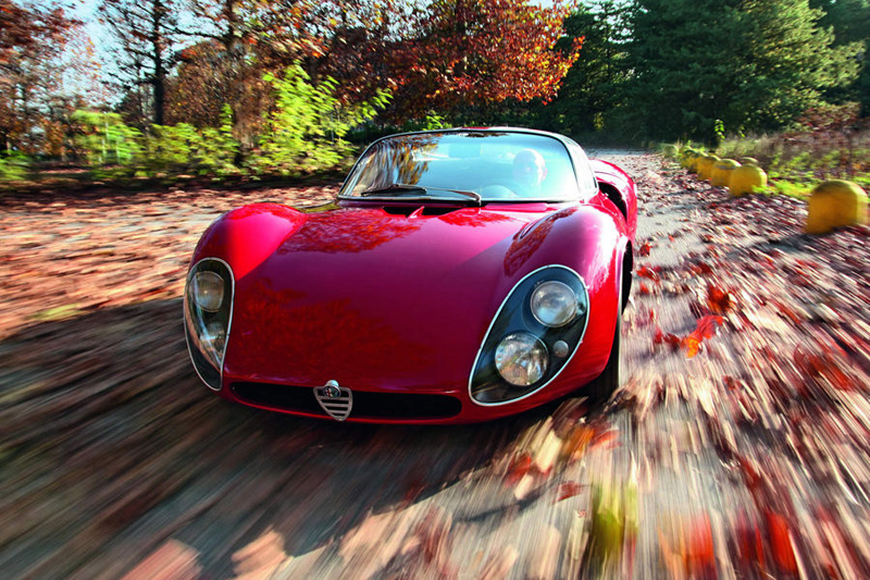 Alfa-Romeo_T33_Stradale_2.jpg