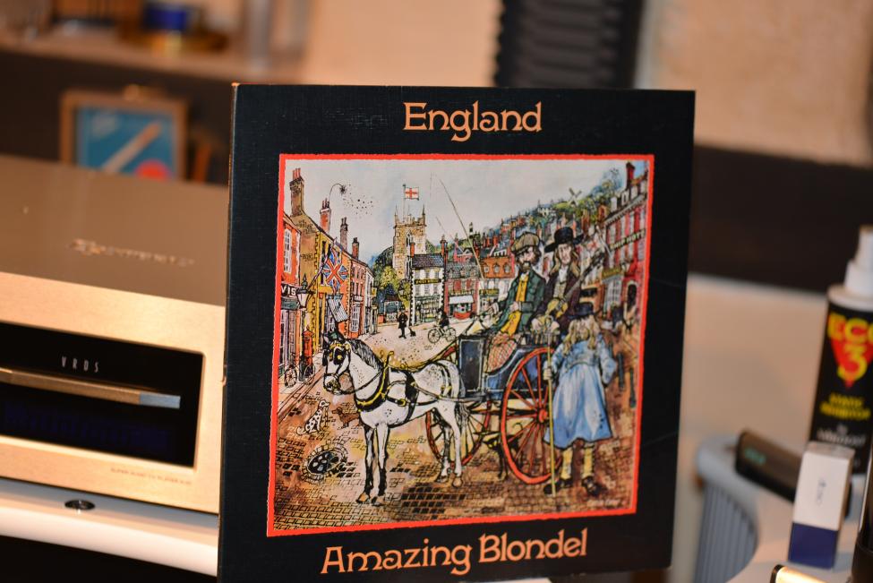 Amazing Blondel. 1972 001.jpg