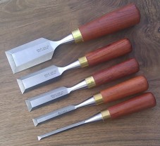 Ashley Iles Butt Chisels.jpg