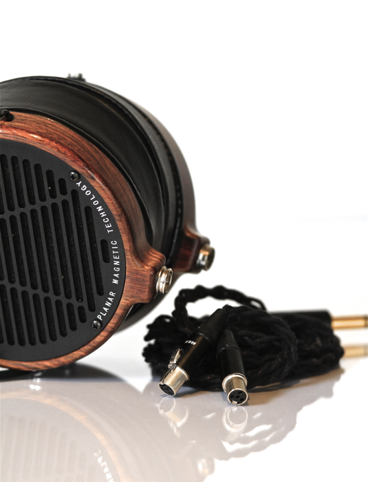 Audeze_LCD-2_HiFiMAN-HE-500_HE-300_1.png