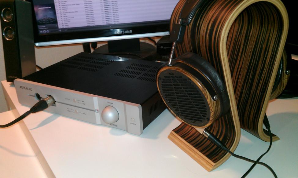 auralic-taurus-and-audeze-lcd-3-01.jpg