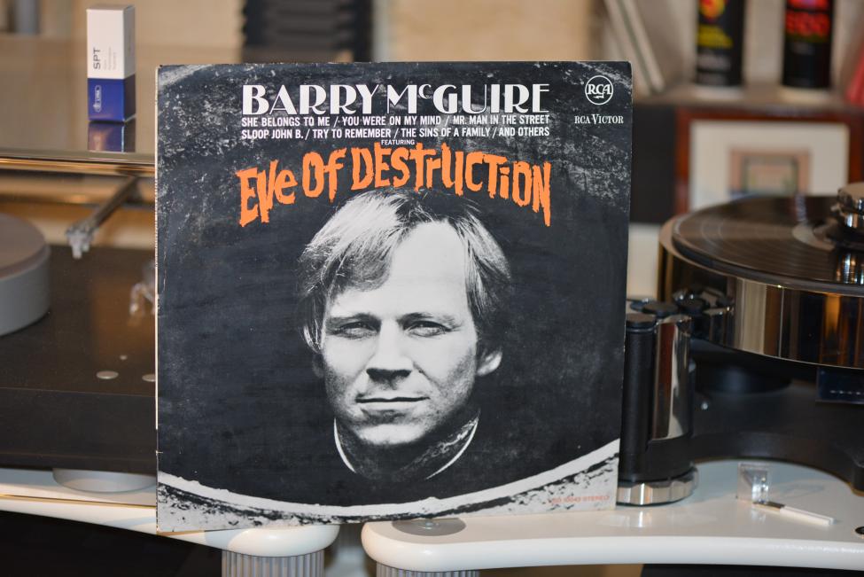 Barry McGuire. Eve Of Destruction. 1965 001.jpg