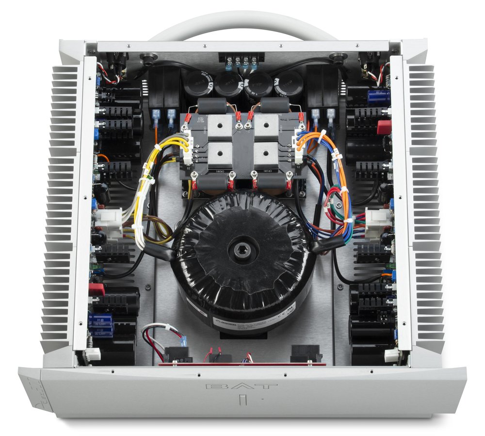 BAT_Rex_300_Power_Amp_Silver_05_Interior.jpg