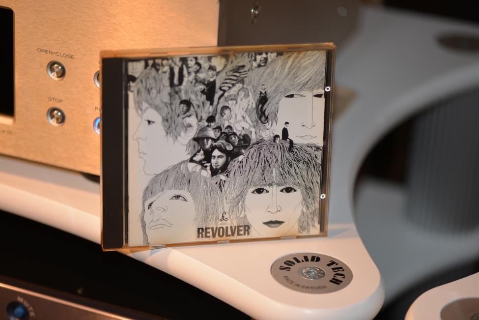 Beatles. Revolver 001.jpg