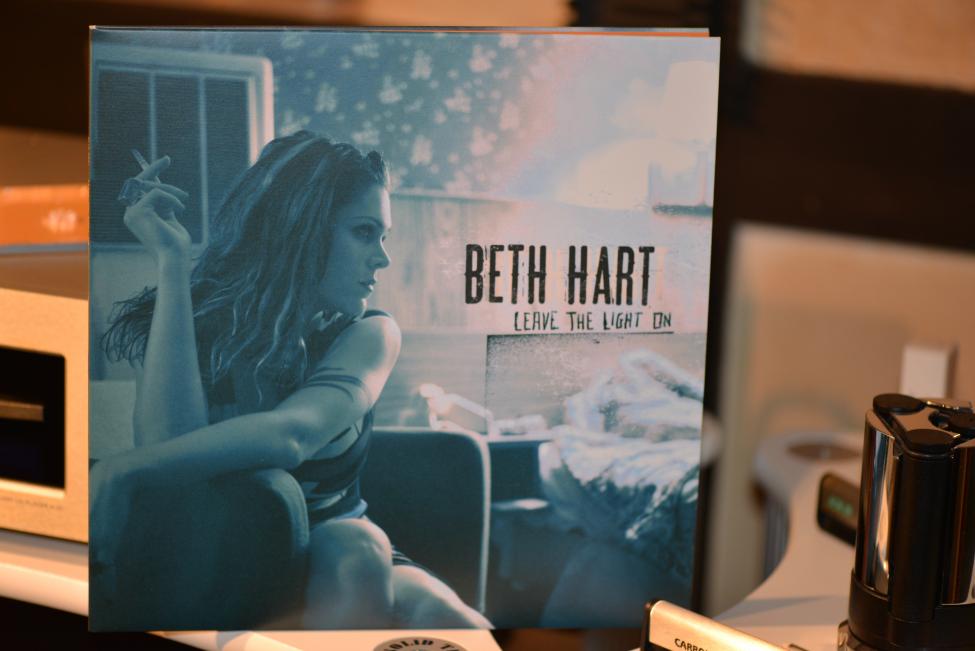 Beth Hart Leave The Lights On 001.jpg