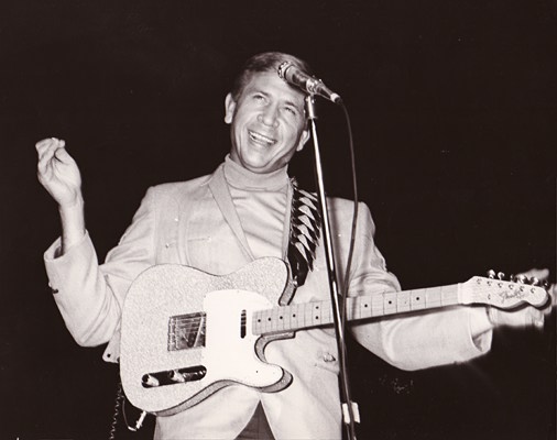 Buckowens_14128.jpg