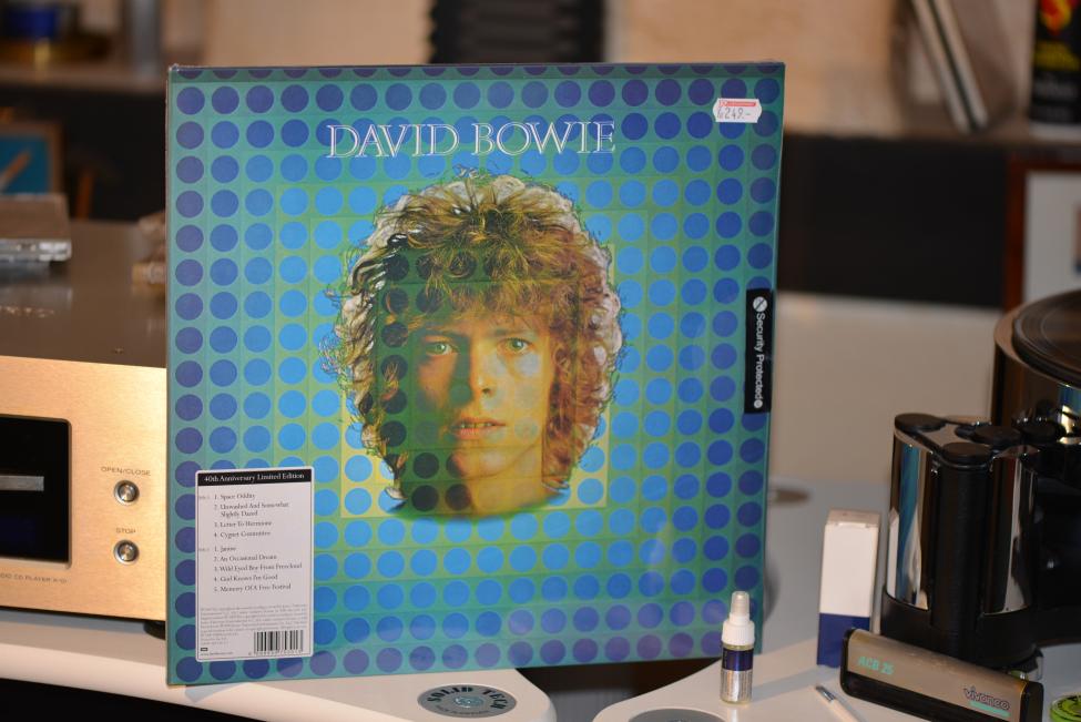 David Bowie. 40th. Anniversary Limited Edition 001.jpg