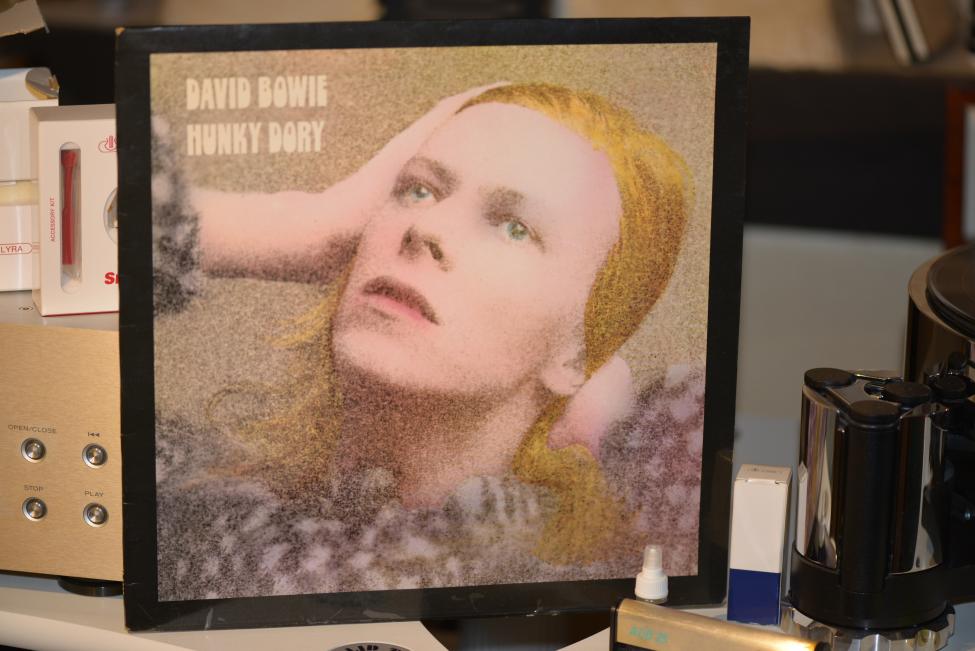 David Bowie. Hunky Dory. 1971 002.jpg