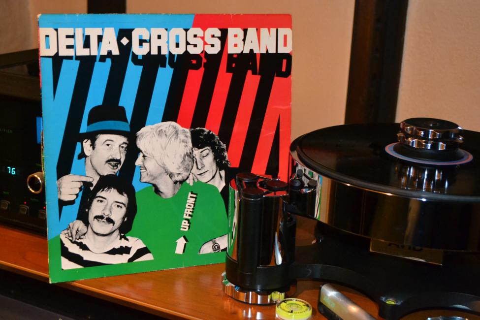 Delta Cross Band 001.jpg