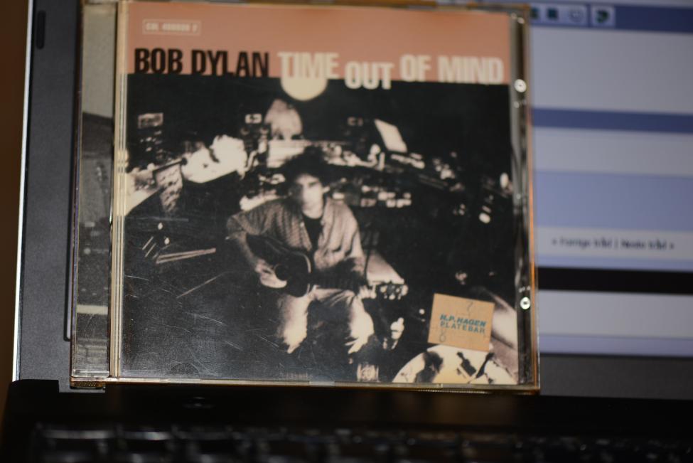 Dylan. Time Out Of Mind. 1997 001.jpg