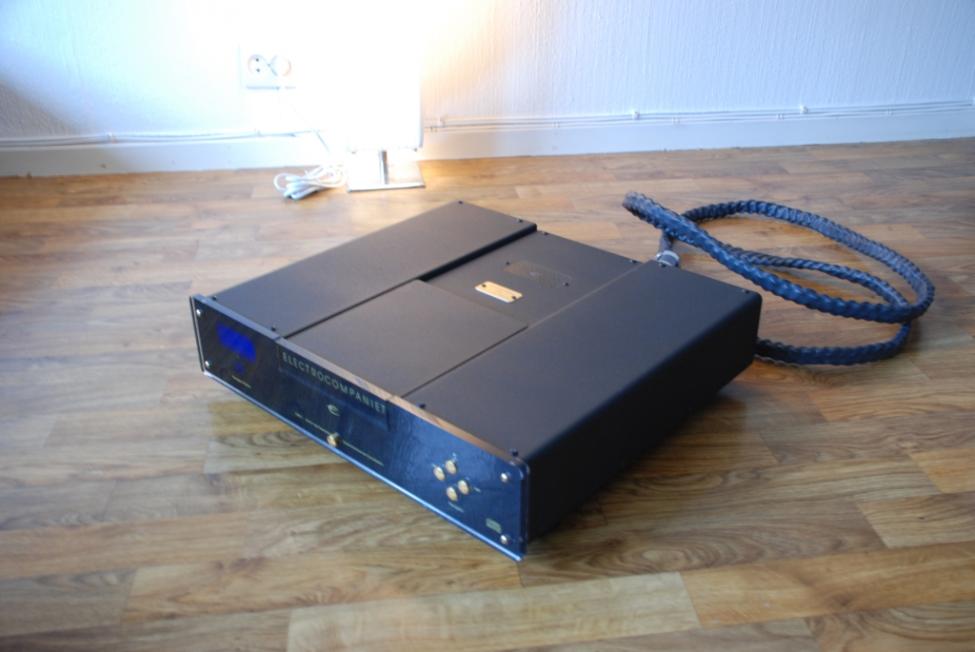 EC EMC 1 UP Liten.jpg