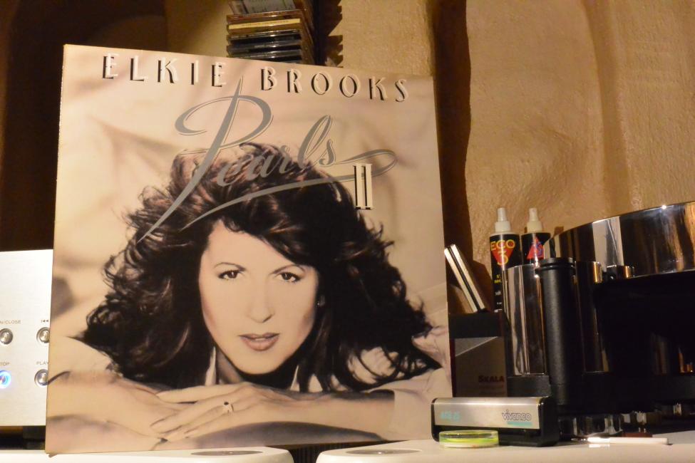 Elkie Brooks. Pearls II. 1982 003.jpg