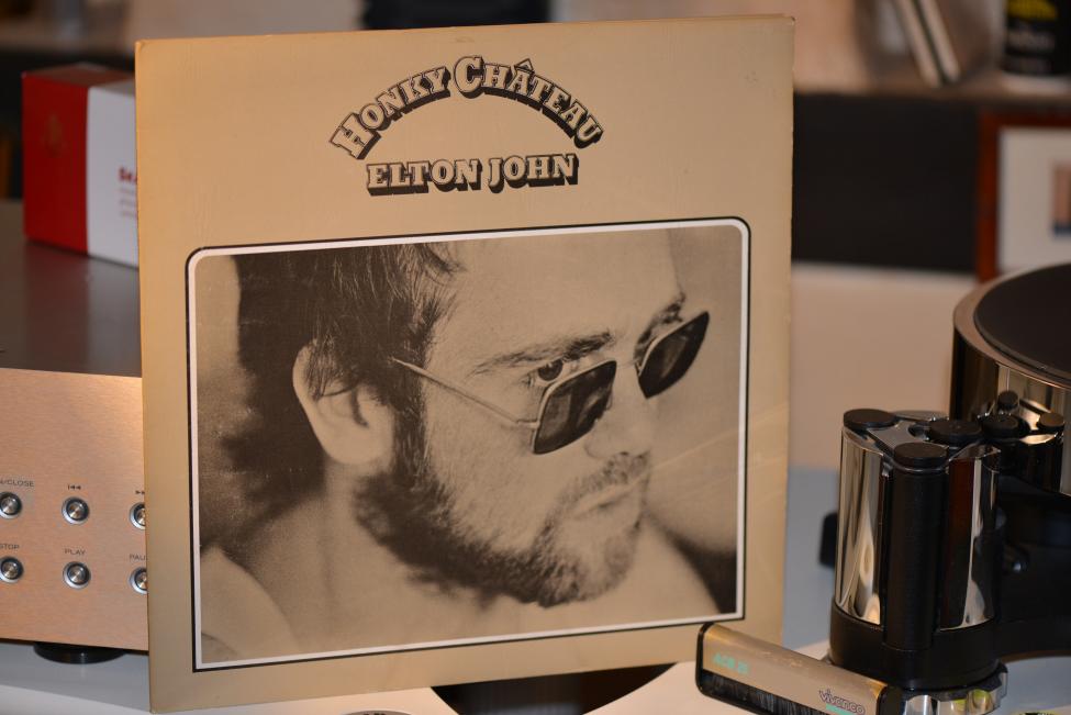 Elton John. Honky Chateau 001.jpg