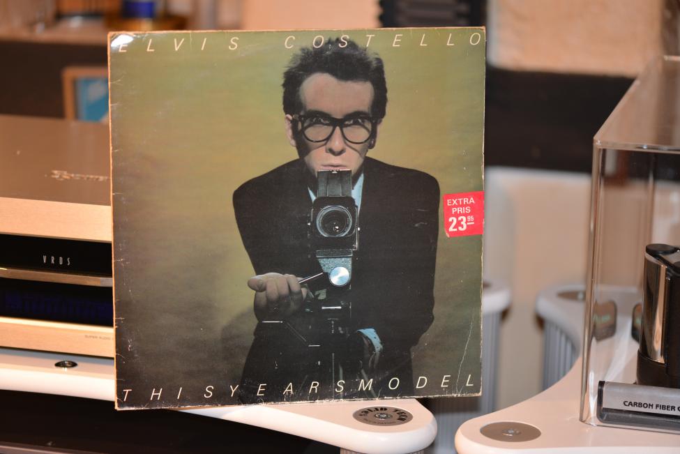 Elvis Costello. This year´s model 001.jpg