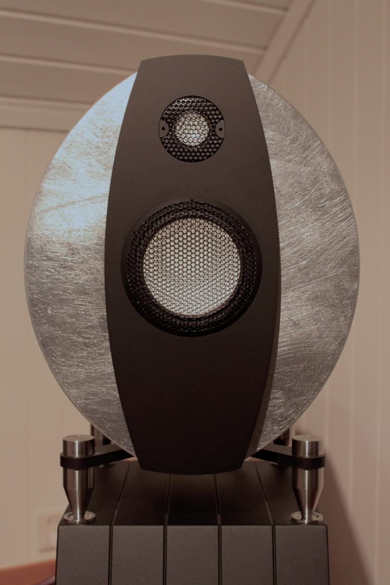 EmmeSpeakers DaVinci.jpg