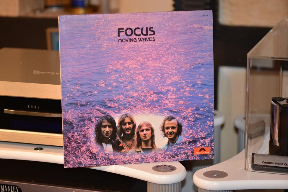 Focus. Moving Waves. 1971 001.jpg