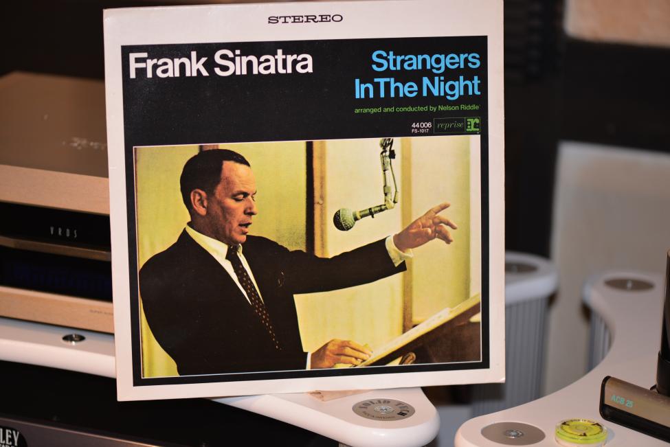 Frank Sinatra. Strangers In The Night 001.jpg