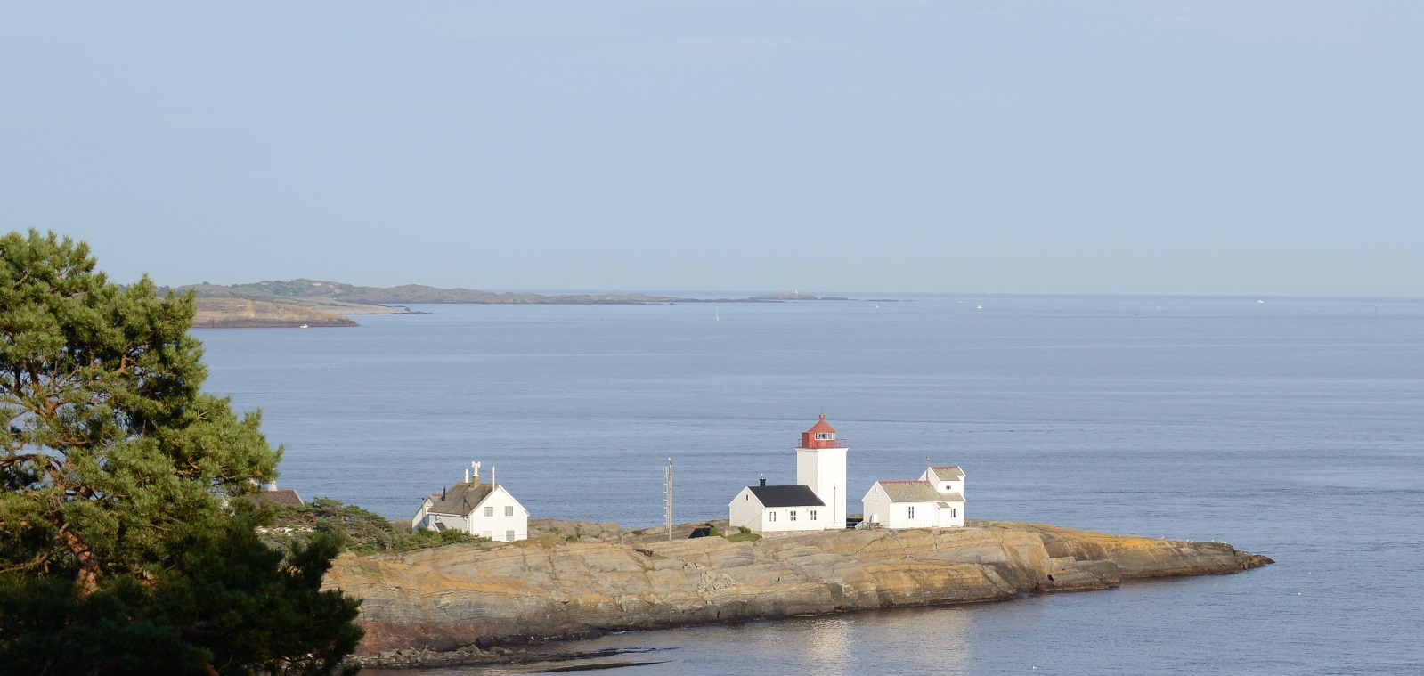 Fyret på Langøya utenfor Langesund.JPG