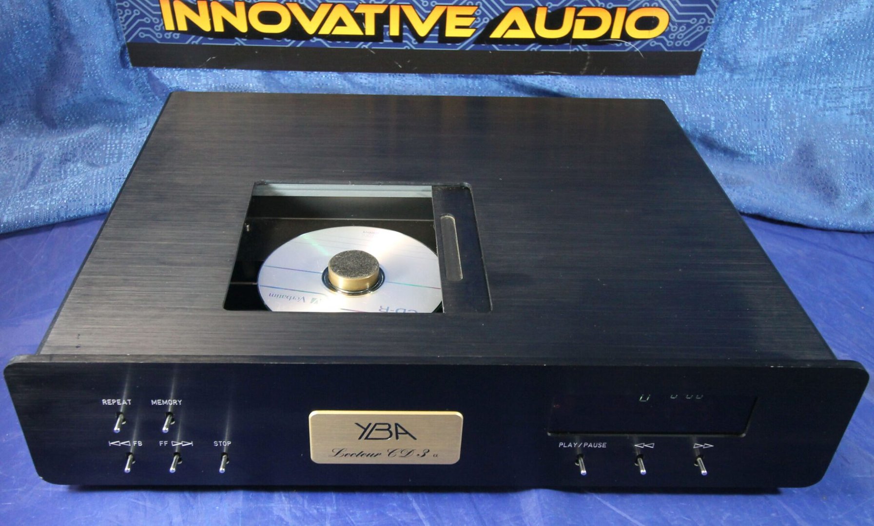 Innovative-Audio-YBA-Lecteur-CD-3A-open-scaled.jpg