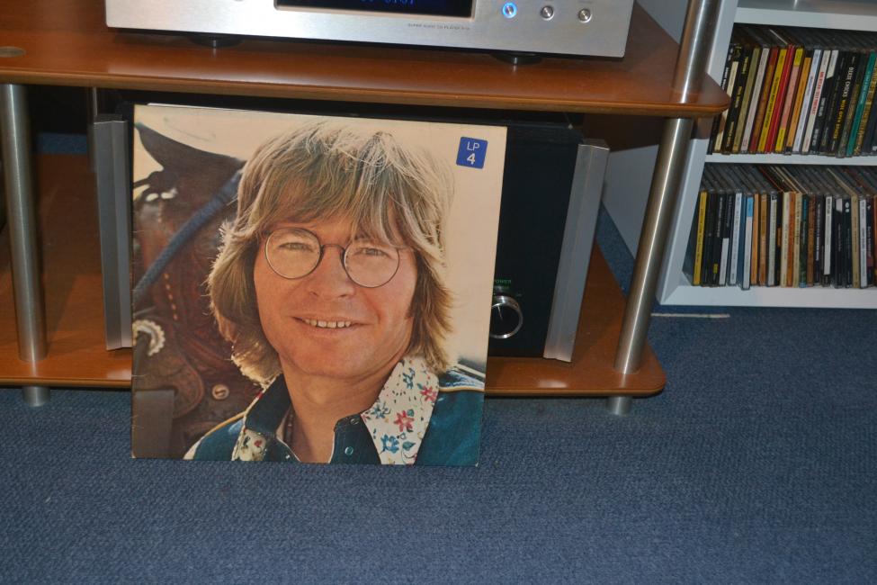 John Denver  Windsong 001.jpg