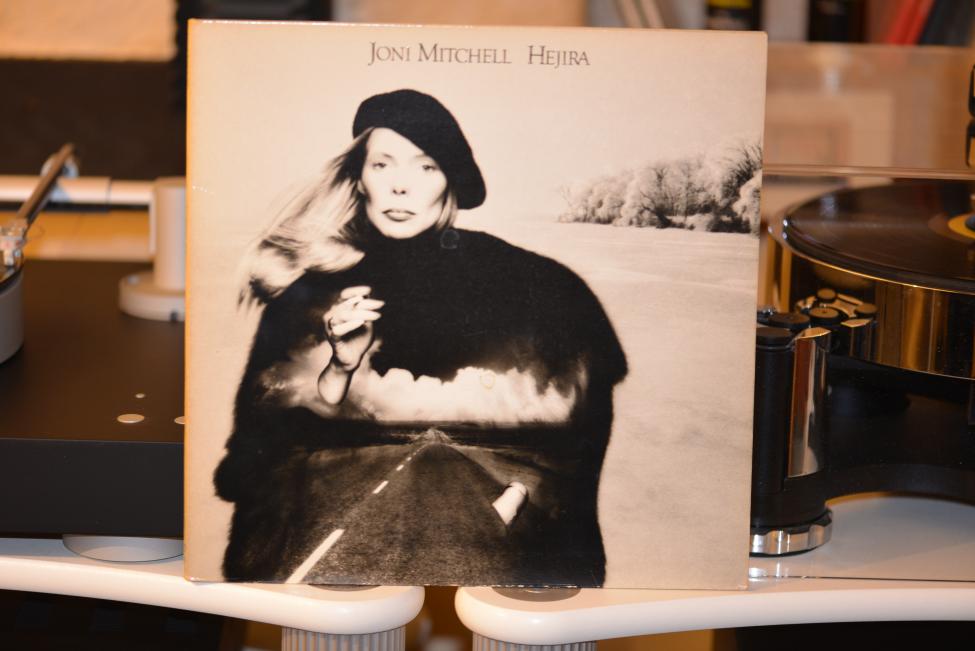 Joni Mitchell. Hejira. 1976 001.jpg