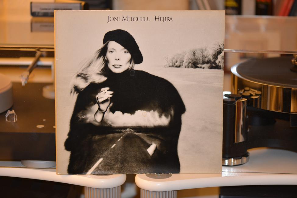 Joni Mitchell. Hejira. 1976 001.jpg