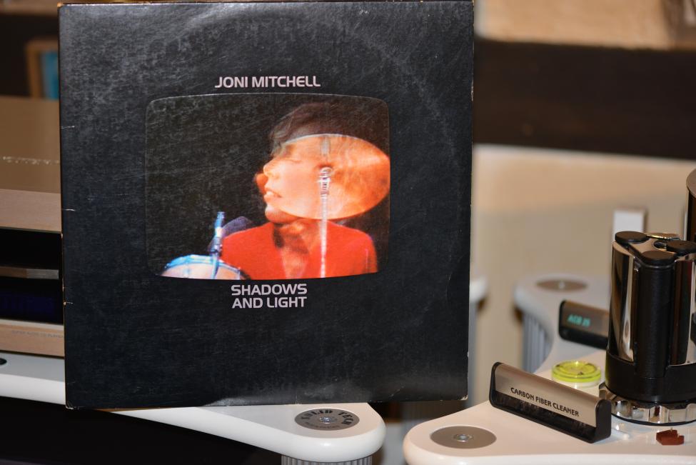 Joni Mitchell. Shadows & Lights. 1980 001.jpg