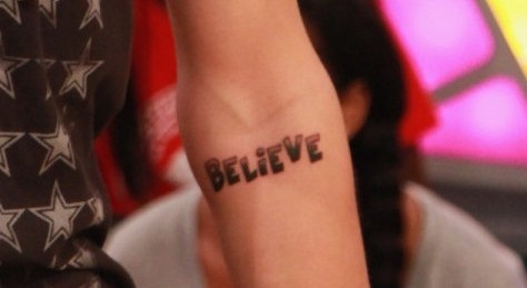 justin-bieber-new-tattoo-2012-believe-e1340386786417.jpg