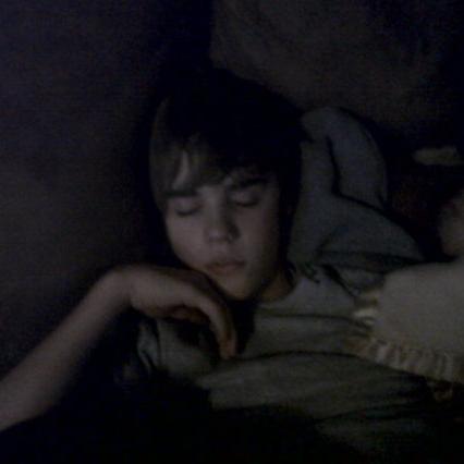 justinbiebersleeping_0.jpg