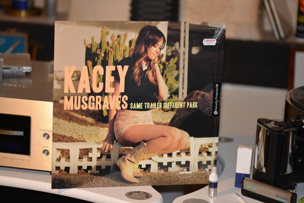 Kacey Musgraves. Same Trailer Different Park 001.jpg