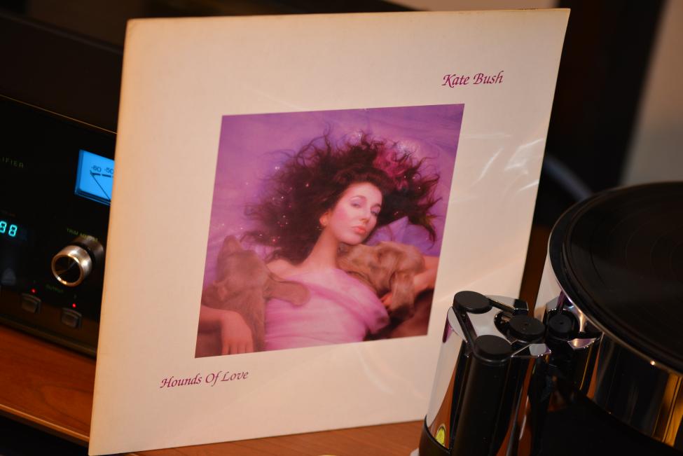 Kate Bush. Hounds Of Love. 1985 002.jpg