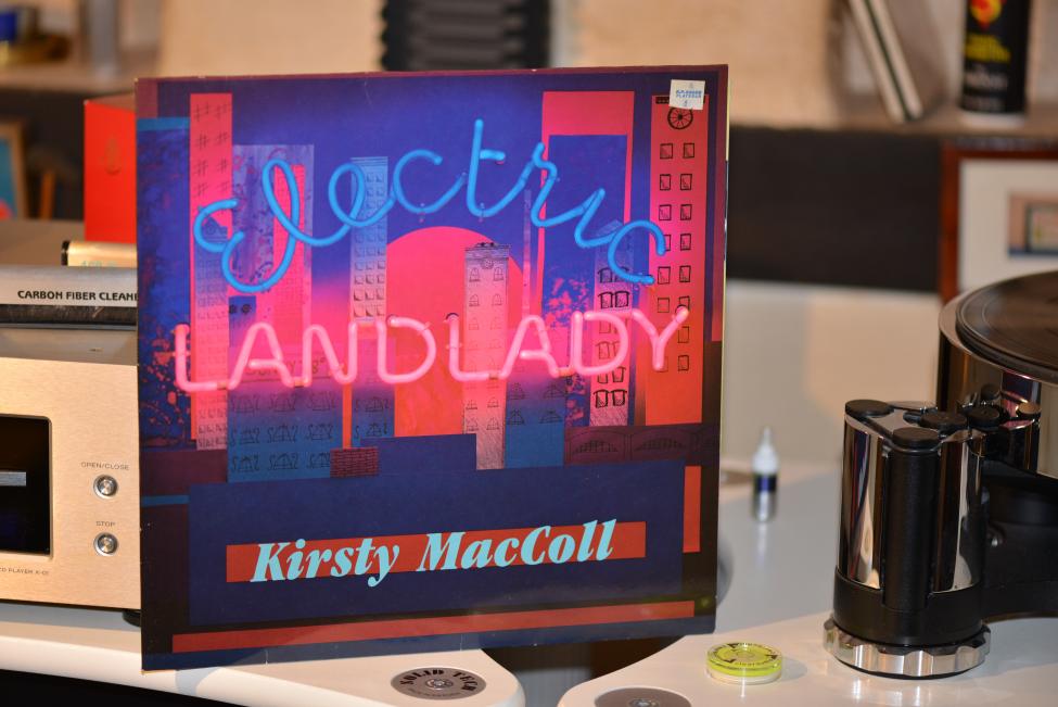 Kirsty MacColl. Electric Lanlady 002.jpg