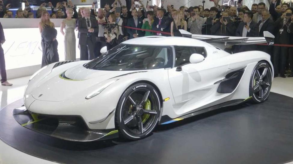 koenigsegg-jesko-geneva-live.jpg