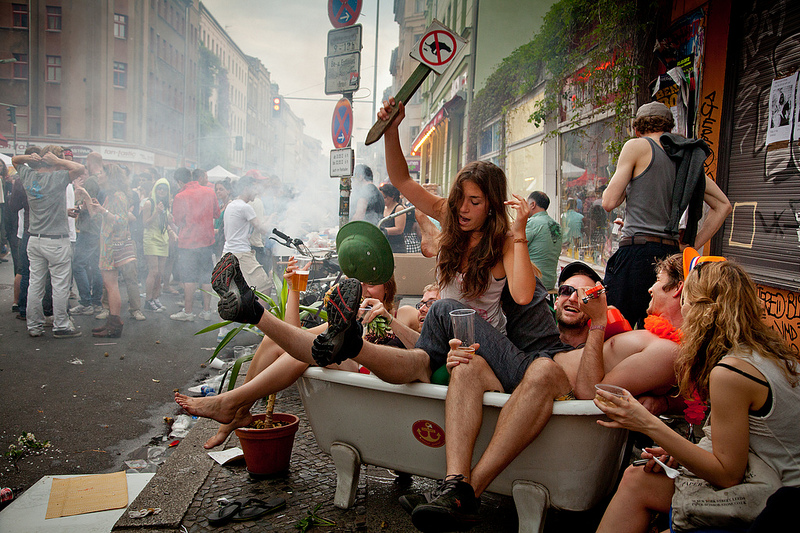 kreuzberg_myfest_oranienstr_1mai.jpg