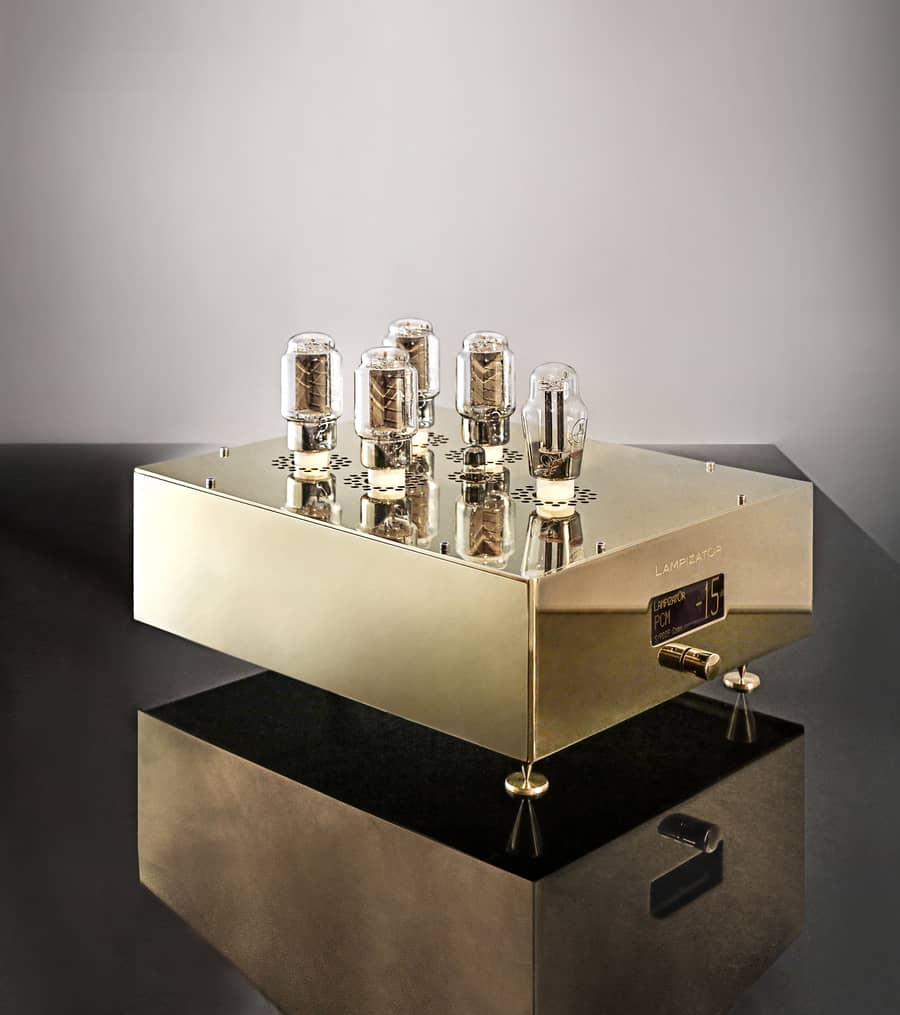 LAMPIZATOR_pacific_dac_hifi_news_oct_2017_ol.jpg