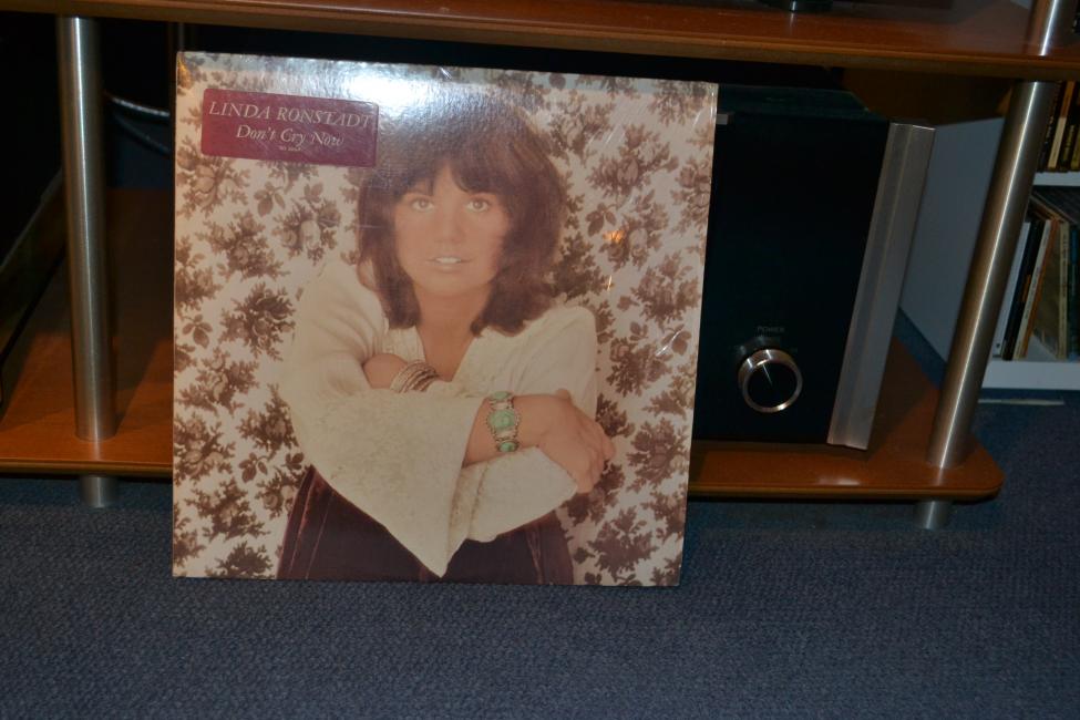 Linda Ronstadt. Don`cry Now 001.jpg