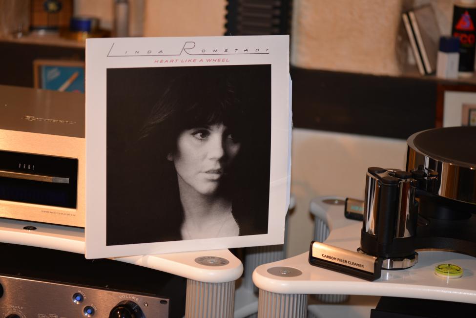 Linda Ronstadt. Heart Like A Wheel 001.jpg