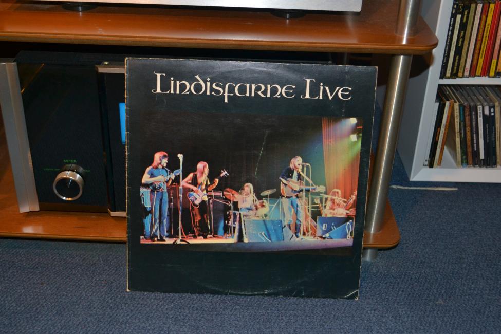 Lindisfarne live 001.jpg
