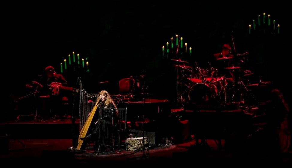 Loreena-McKennitt-Live_Credit_Christie-Goodwin-1000x576.jpg