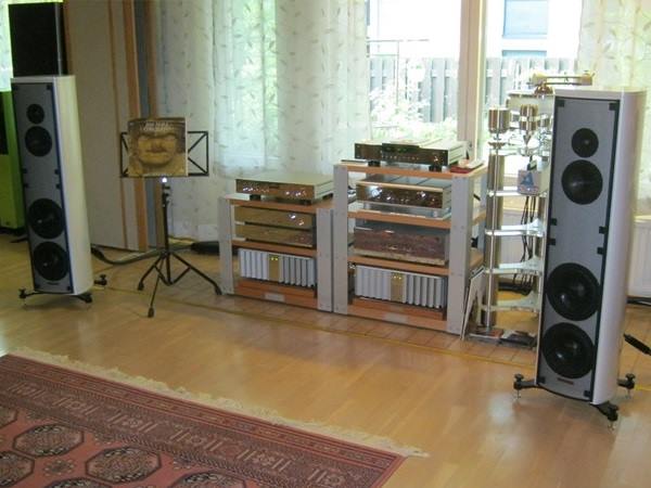 Magico S3 hos Hifi Guru i Finland.jpg