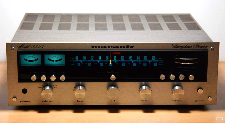 marantz.2225.01.jpg