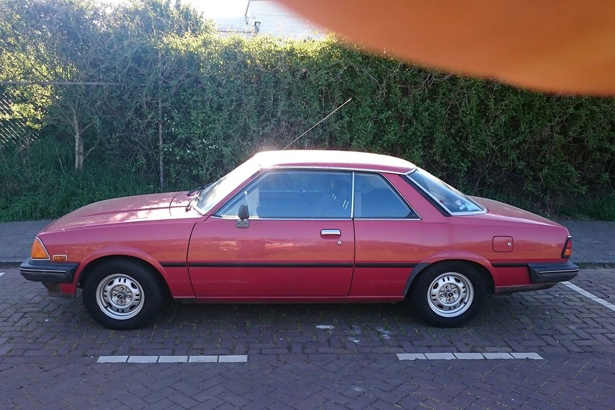 Mazda 626 2.jpg