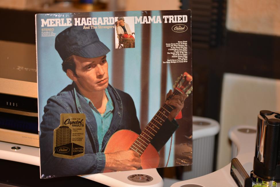 Merle Haggard. Ung 002.jpg