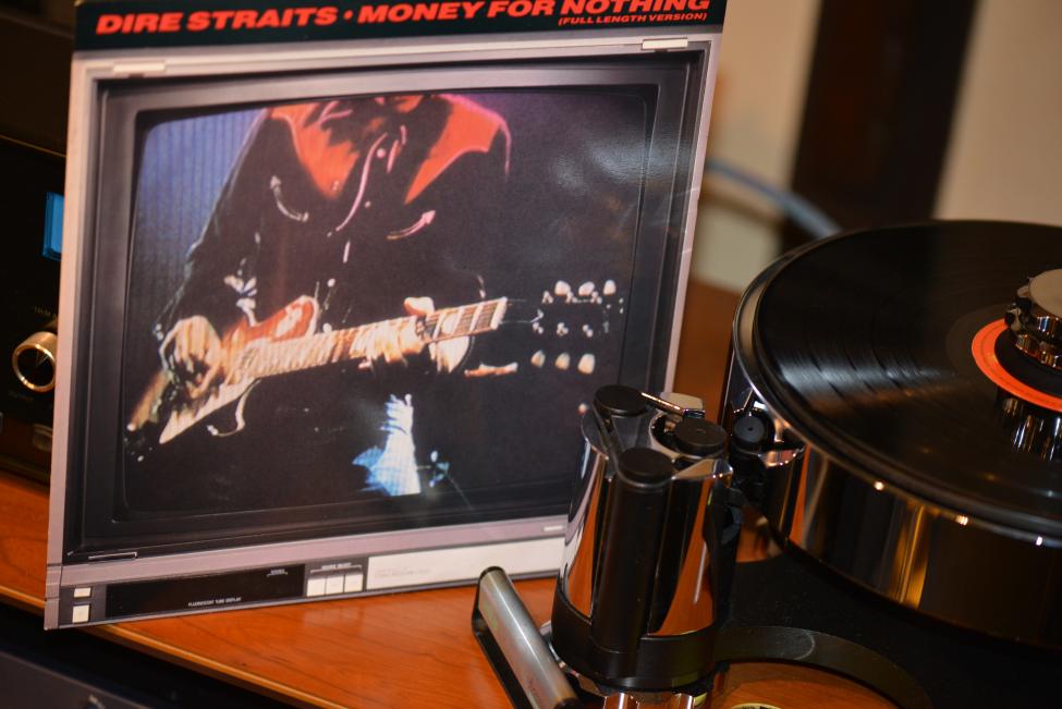 Money For Nothing. 45 RPM 001.jpg